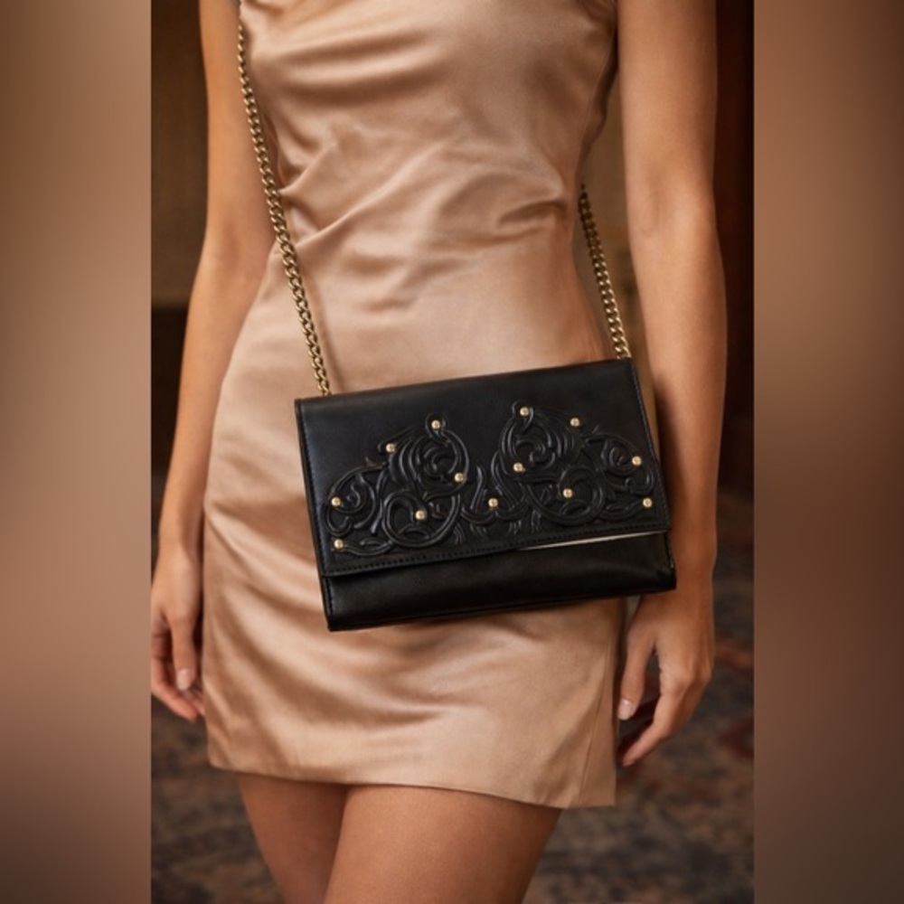 NWT Patricia NashLeather Clutch
Crossbody Chain Bag Studded Italian
Leather